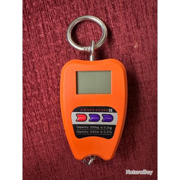 Peson digital de chasse - 200 kg - NEUF - Ench�re 1� sans r�serve