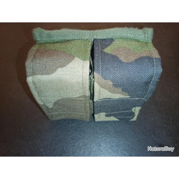 Pochette pour deux grenades type grenade offensive ou a pl�tre
