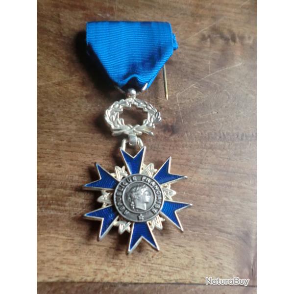 m�daille �mail ordre national du m�rite 1963