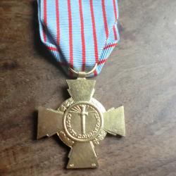 m&eacute;daille croix du combattant ordonnance