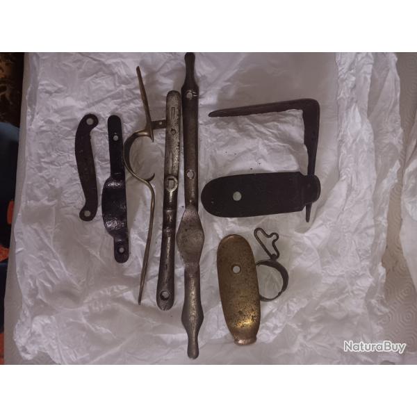 Lot de pi�ces de fusils � silex