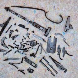 Lot de pi&egrave;ces pour BAUDRY C70 manufacture d'Angers cal 12