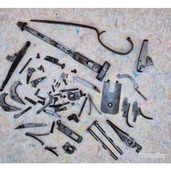 Lot de pi�ces pour BAUDRY C70 manufacture d'Angers cal 12