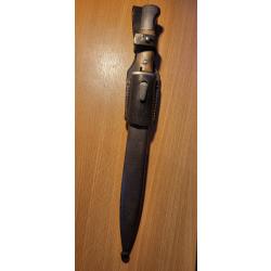 Ba&iuml;onnette allemande HK98 avec porte ba&iuml;onnette et fourreau en cuir