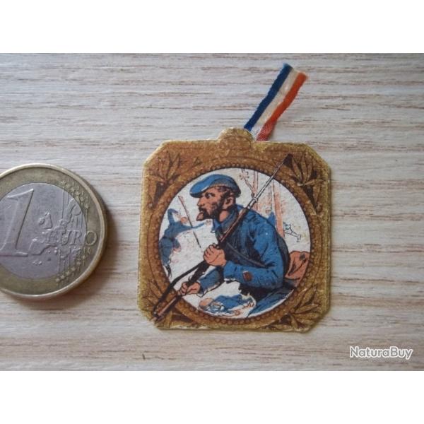 insigne de Journ�e 1914-1918 - Journ�e du poilu 1915