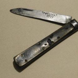 ANCIEN COUTEAU PLIANT PRADEL 7777 MANCHE CORNE DE BOVIN ET BOIS