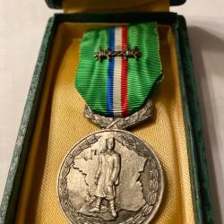 M&eacute;daille des prisonniers 1er type argent&eacute;