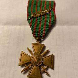 Magnifique croix de guerre 14/18 avec palme