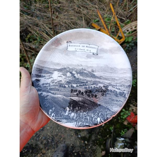 Lot de 2 assiettes de collection