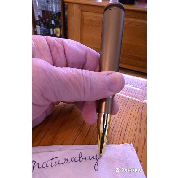STYLO  BILLE EN FORME BALLE- FONCTIONNE A ENCRE ( COPIE BALLE FANTAISIE EN STYLO ) SUPERBE IMITATION