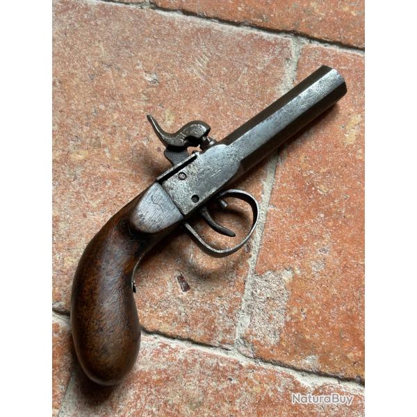 Pistolet de coffre � percussion