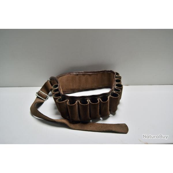 Cartouchi�re ceinture croute de cuir pour calibre 12