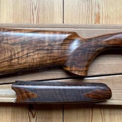 Crosse + longuesse noyer Grade 5  BERETTA  SILVER PIGEON 686/687 SPORTING CAL 20 DROITIER neuf