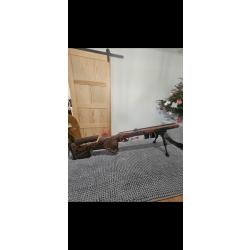 A vendre Chassis bois CZ 457 avec bi pied r&eacute;glableRepose joue r&eacute;glable Neuf jamais utilis&eacute;