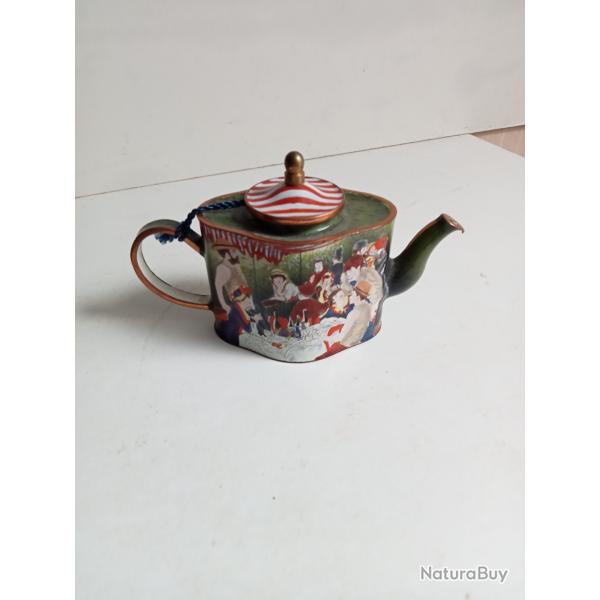 petit arrossoire emaill� en cuivre avec certificat hauteur 8 cm x 13 cm