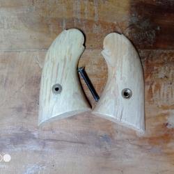 Plaquettes crosse en fr&ecirc;ne echauff&eacute; remington 1858 pietta