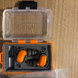 &Agrave; vendre bouchons &eacute;lectronique Peltor EEP-100