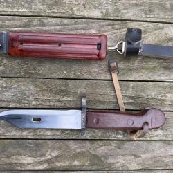 Ba&iuml;onnette russe AKM 6X3 avec fourreau 6x4 (ba&iuml;onnette transitionnel)