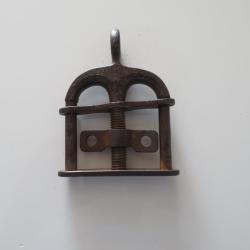 POUSSETTE POUR   BAGNARE 19 eme siecle