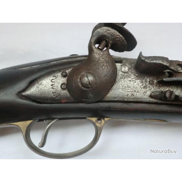 long fusil silex poudre noire mod�le  anglais  avec marquage 1750 / 1820 a d�finir