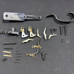 Lot pi&egrave;ces d&eacute;tach&eacute;es M&eacute;canique Armurerie Pour arme *BAIKAL MOD27*  ench&egrave;res