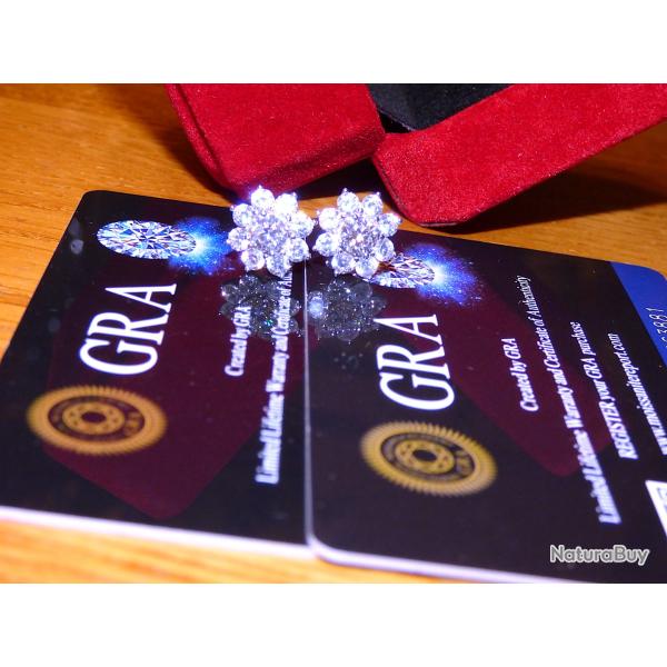 EXTRAORDINAIRE PAIRE DE BOUCLE D'OREILLES + DIAMANT CENTRAL (( MOISSANITE )) DE 0,50 Ct SUR CHACUNE