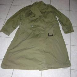 Imperm&eacute;able de l'arm&eacute;e Fran&ccedil;aise, ann&eacute;e 1950-1960 (C 67)