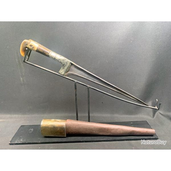 ANCIEN ROBUSTE POIGNARD CHOORA OU KHYBER AFGHAN, CIRCA 1900, PACHTOUN, BEAU COUTEAU D'ASIE