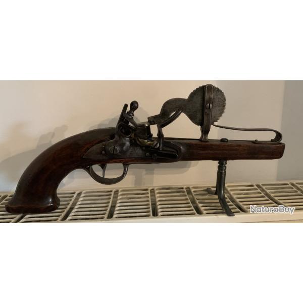 Pistolet testeur de poudre � silex