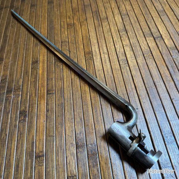 RARE BAIONNETTE A DOUILLE R�GLEMENTAIRE ANGLAISE ENFIELD 1853 POUR HOLLYWOOD METRO GOLDWIN MAYER
