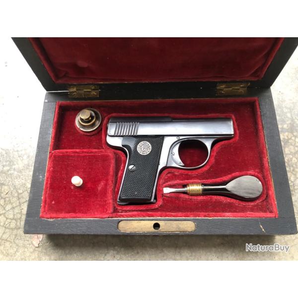 Tr�s rare Coffret d'un pistolet liliput cal 4,25mm
