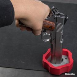 Outil de d&eacute;montage et remontage ressort etc. Colt 45 1911, l'arme n'est pas fournie.