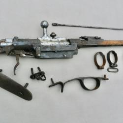 Pi&egrave;ces d&eacute;tach&eacute;es du fusil d'infanterie Kropatchek Portugais mle 1886