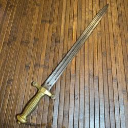 BEAU GLAIVE 1831 R&Eacute;DUIT