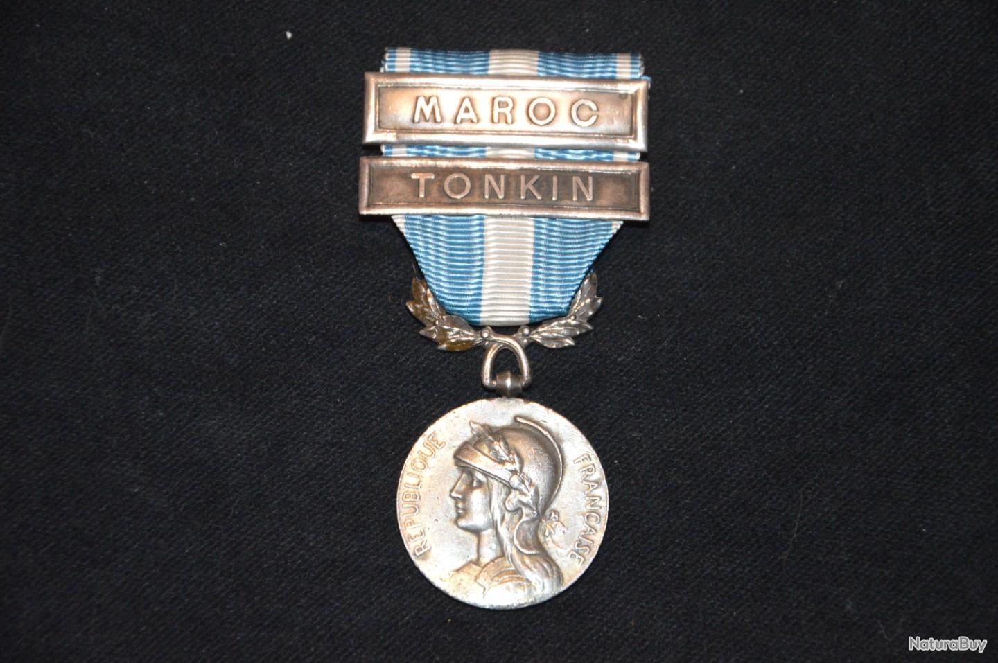 Dolce & Gabbana Gris Cachemire Bulle Au-dessus du genou Jupe | Vêtements pour femmes | Les