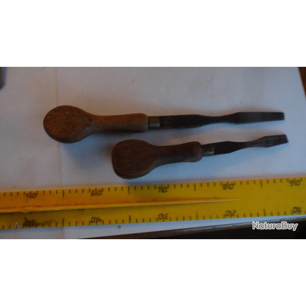 Lot de 2 tournevis Anglais dont un dat� 1915