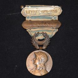 MEDAILLE DU LEVANT AGRAFE LEVANT 1925-1926-MEDAILLE DE SYRIE-CILICIE-CAMPAGNES LIBAN-SYRIE