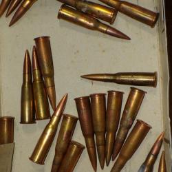 UN LOT DE 25 CARTOUCHES DE 8mm LEBEL DE LA GUERRE DE 14