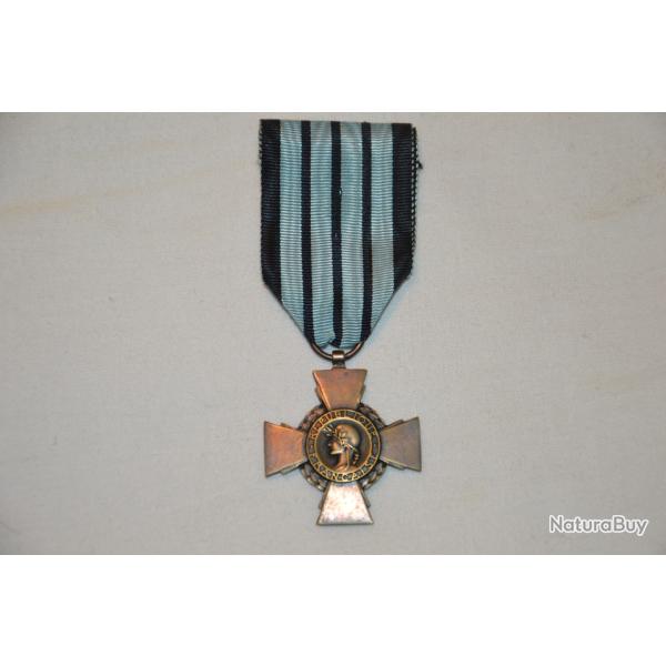 CROIX DU COMBATTANT 1939/1940-FRENCH WAR CROSS 1939/1940-ETAT FRANCAIS-PETAIN-VICHY