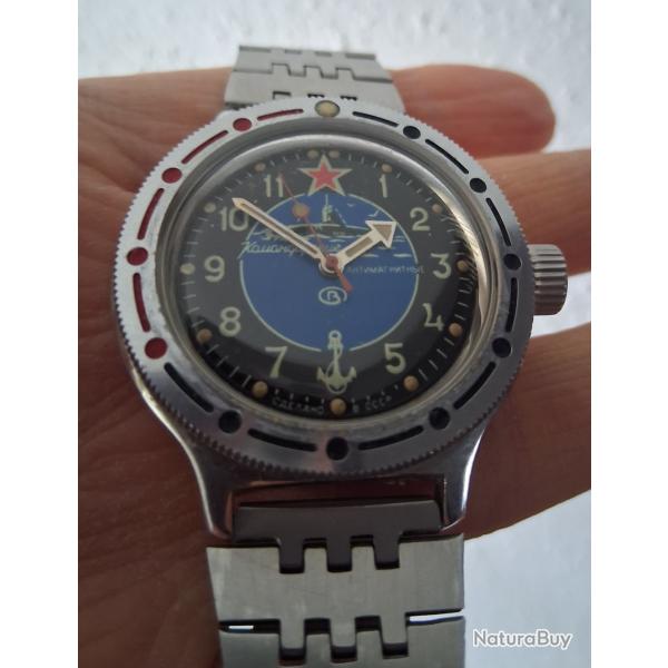 VOSTOK KOMANDIRSKIE  "SOUS MARIN" MONTRE M�CANIQUE FABRIQUEE EN RUSSIE CHISTOPOL 1990-2000