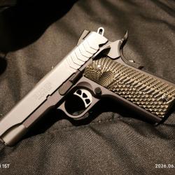 Ruger SR1911 Lightweight Commander 9x19