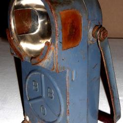 LAMPE des CHEMINS DE FER de la SECONDE GUERRE.