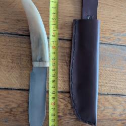 Couteau forg&eacute; manche corne