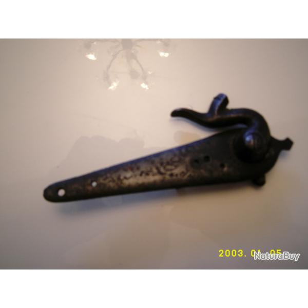 PLATINE avec chien et m�canisme