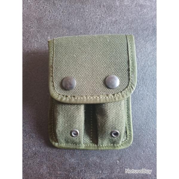 Pochette pour chargeur origine inconnue probablement militaire ?