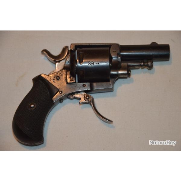 SUPERBE PETIT REVOLVER BRITISH BULL DOG  CAL. 320-FABRICATION LIEGE (ELG)-SIGNE GOSSELIN A  AMIENS