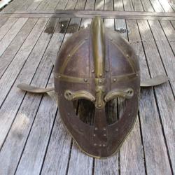 casque de viking ancien reproduction faite par un ferronier annee 1960