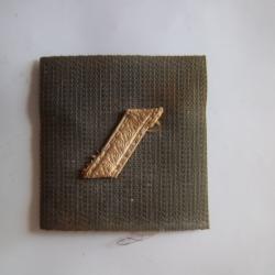galon militaire sergent insigne de poitrine
