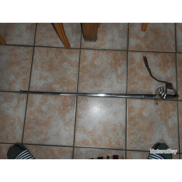 SABRE OFF MLE 1882 INFANTERIE MANUFACTURE DE CHATELLERAULT DATEE 1915 +DRAGONNE