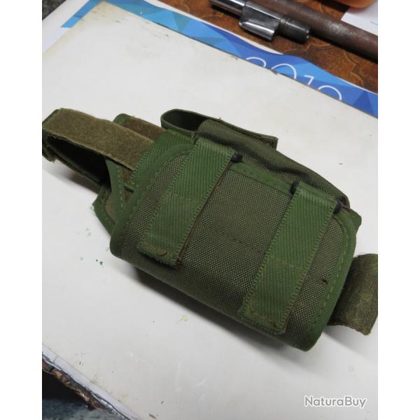 holster tissus genre militaire pour automatique